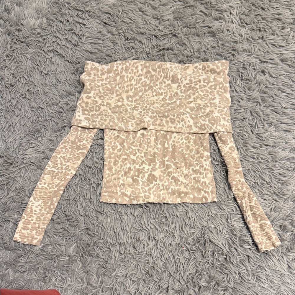 Aritzia Leopard Print Off-Shoulder Top